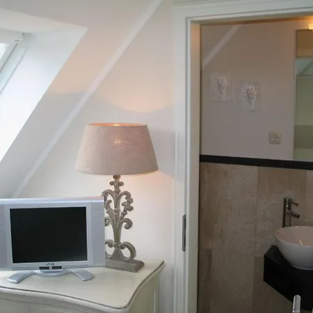 Godeke Michels 35susewind Mueggenburger Weg 40 * Zingst